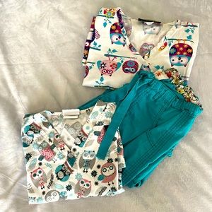 #scrubset #owlscrubs #kathypetersonscrubs #scrubs